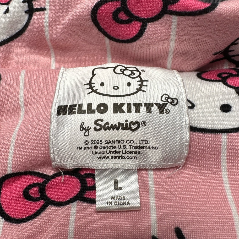 Sanrio Hello Kitty Pink Sleepwear - Picture 3 of 3